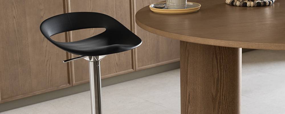 Sgabello Freesby 03